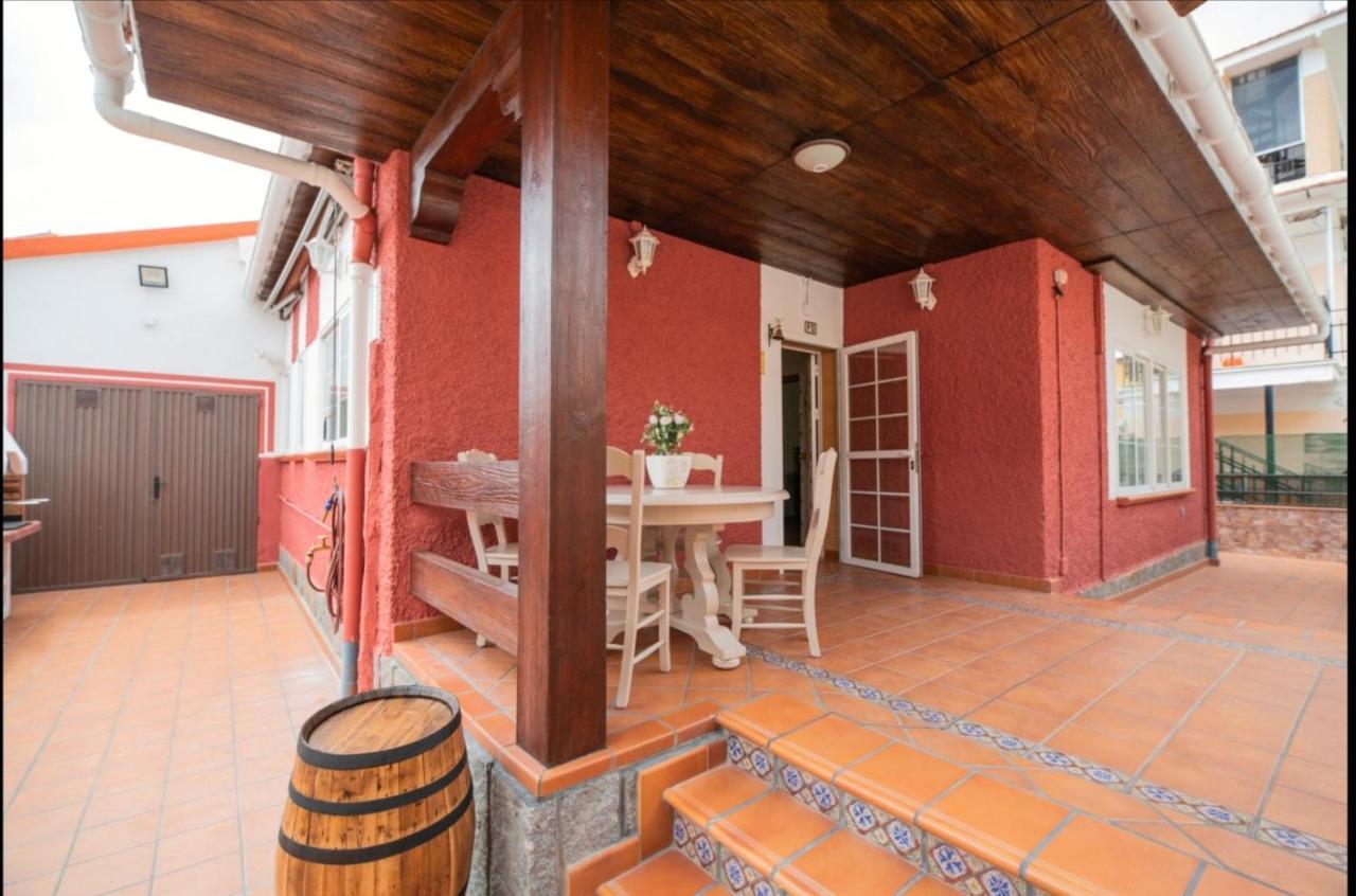 Вилла La Casita De Lola Сотильо-де-ла-Адрада Экстерьер фото